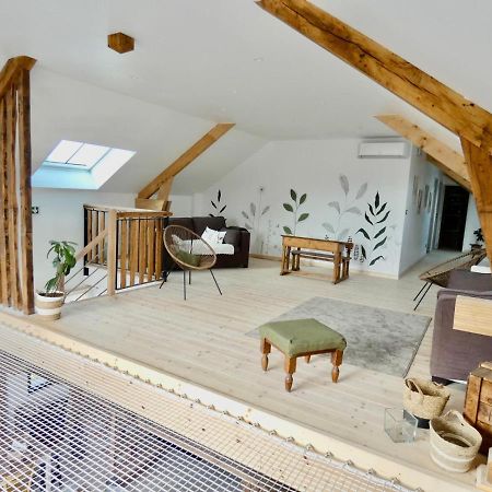 Le Nichoir Hotel Lion-en-Sullias Екстериор снимка