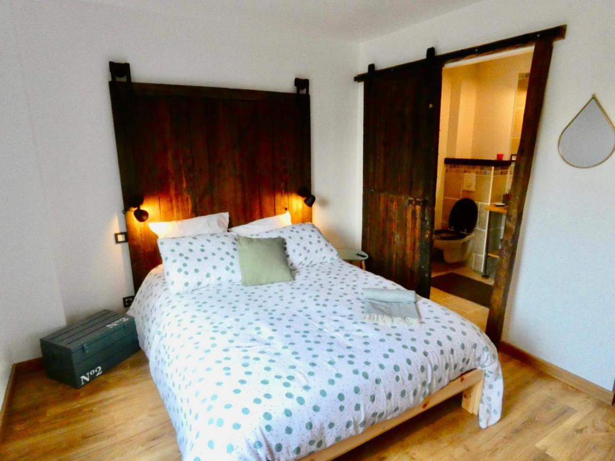 Le Nichoir Hotel Lion-en-Sullias Екстериор снимка