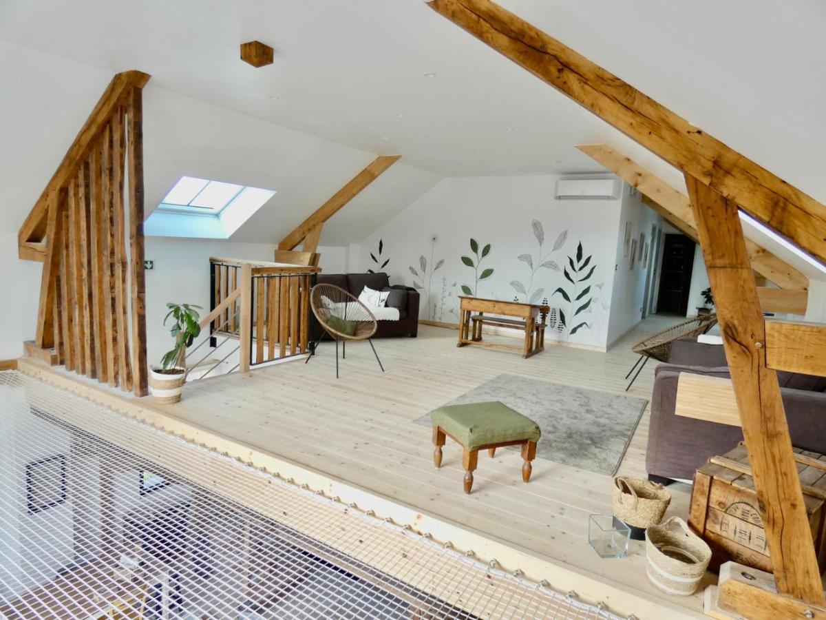 Le Nichoir Hotel Lion-en-Sullias Екстериор снимка